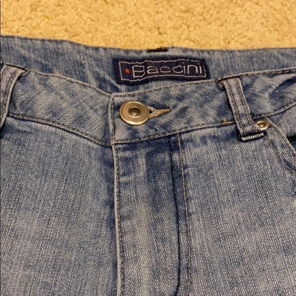 Baccini Cropped Jeans - Picture 4 of 13